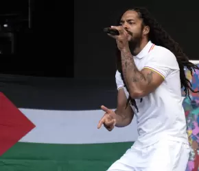 "الموت للجيش الإسرائيلي" ..إسقاط التحقيق مع "بوب فيلان" بعد هتافه في غلاستونبري