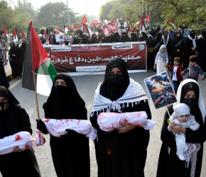 احتجاج في الباكستان ضد الخطة الأمريكية لحكم غزة