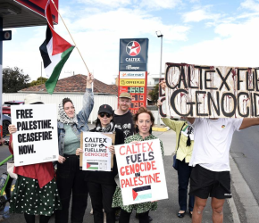 احتجاج أسترالي أمام محطة “كالتكس” المزودة للاحتلال بالطاقة