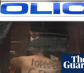 اعتقال مؤيدي حركة فلسطين في المملكة المتحدة يمثل قمعًا لحرية التعبير