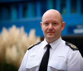 إقالة قائد شرطة بريطاني لحظره حضور جماهير “مكابي تل أبيب”