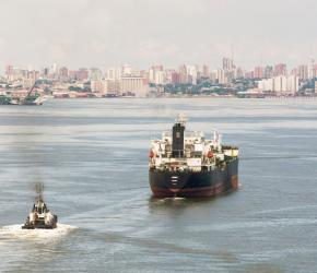 حركة المقاطعة تدعو لمنع وصول نفط فنزويلي إلى الاحتلال