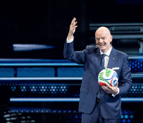 ازدواجية المعايير!  “الفيفا” تدعم عودة روسيا للبطولات وترفض حظر الاحتلال