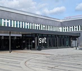 تروج لروايات الاحتلال  أحتجاج أمام إذاعة SVT السويدية