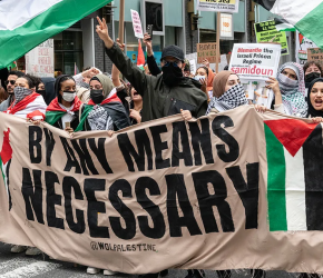 مليار دولار عقابًا!  "ترامب" يصعّد هجومه على جامعة هارفارد لدعمها الطلاب المتضامنين