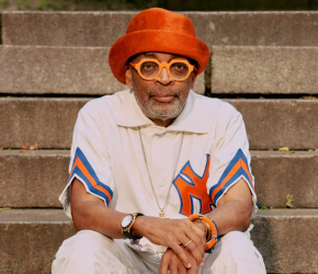 المخرج “سبايك لي” ينشر علم فلسطين على صفحته بإنستغرام