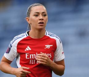 كاتي مكابي.نعلم أن ما يحدث في غزة غير صحيح من الناحية الإنسانية