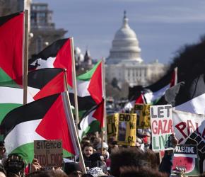 لأول مرة منذ عقدين..  الكشف عن تقدم تعاطف الأمريكيين مع الفلسطينيين على “إسرائيل”