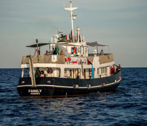 سفينة إنقاذ دولية تنضم إلى أسطول الصمود العالمي