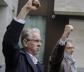 بريطانيا تمنح مهلة للنظر بإسقاط التهم عن قادة حملات التضامن