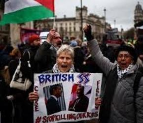 أكثر من ألف مسؤول محلي يدعمون فلسطين ببريطانيا