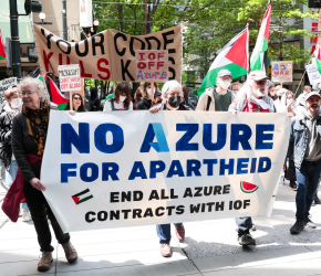 عريضة تطالب “مايكروسوفت” بوقف التعاون مع “وكالة الهجرة الأمريكية”