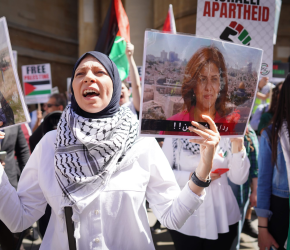 دعوة في بريطانيا لحضور فعالية تكرم المرأة الفلسطينية