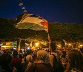 وقفة تونسية لدعم نشطاء أسطول الصمود المعتقلين