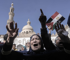 ستمر عبر مصر مطالبات شعبية بمنع عبور شحنة فولاذ للاحتلال