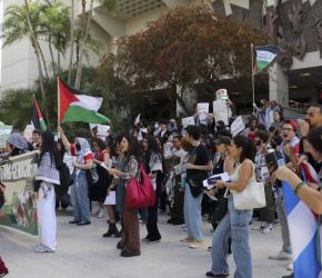 لتقييد الحراك الفلسطيني.. قانون جديد في فلوريدا بحجة “مناهضة الإرهاب”