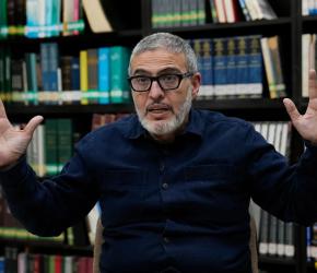 إسنادًا لغسّان أبو ستّة.. مطالبات باستقالة المجلس الطبي العام في بريطانيا