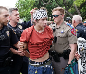 قمعًا للحراك الطلابي.. العدل الأمريكية” تُقاضي جامعة هارفارد