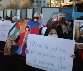 اعتقلت لدعمها فلسطين.. إطلاق سراح مهدية إسفندياري من السجون الفرنسية