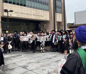 بعد منعها لتقييد التضامن.. مُطالبات بجامعة نيويورك لاستعادة كلمة الخريجين