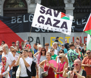 وقفة داعمة للناشطة “أوليفيا زيمور” في بلجيكا