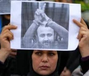 فعاليات عالمية تتصاعد لتحرير مروان البرغوثي بعد 24 عامًا على اعتقاله... 350 مسؤولًا أوروبيًا يدعون لتعليق اتفاقية الشراكة مع الاحتلال