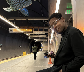 أستاذ جامعي يُقاضي جامعة تكساس بعد فصله لأنه دعم فلسطين