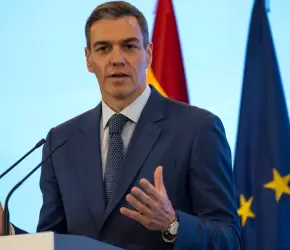 على خلفية مواقفها.. منظمة إسرائيلية تُقاضي رئيس وزراء إسبانيا