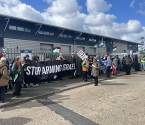 بريطانيون ينظمون مظاهرات أمام مصانع أسلحة متعددة