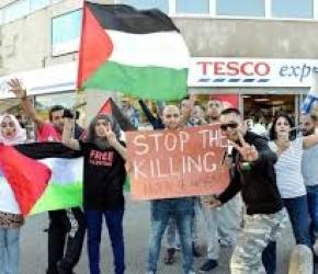 "لا لاقتصاد الإبادة"  اقتحام متجر "هوم بارغينز" في أسكتلندا