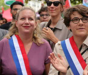 احتجاج فرنسي ضد مشروع قانون يجرم التضامن