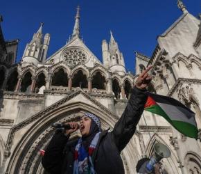 الحكومة البريطانية تطعن لإلغاء حكم قضائي يُبطل حظر حركة فلسطين