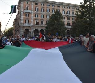 إحتجاجات في إيطاليا رفضًا للمباراة المرتقبة بين منتخبي إيطاليا و"إسرائيل"