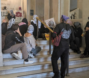 طلاب جامعة كاليفورنيا يطلقون اسم “صالح الجعفراوي” على مكتبة