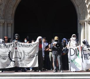 إحياء السابع من أكتوبر.. طلاب جامعة جنوب كاليفورنيا يتظاهرون دعمًا لغزة