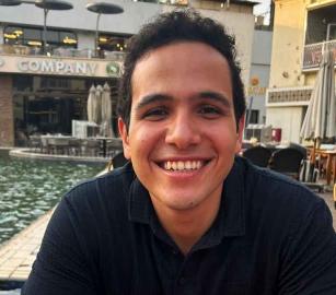 نقول لجامعة القاهرة: لن تسكتوا التضامن! شكرًا حسام!