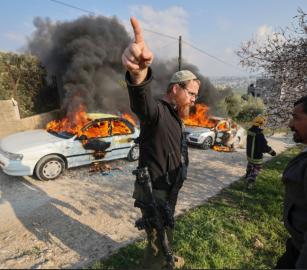 يعتدون على أهالي الضفة الغربية .. سنغافورة تفرض عقوبات ضد 4 "إسرائيليين"