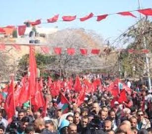 متواطئ مع الاحتلال  احتجاج أمام اتحاد العمال الأميركي