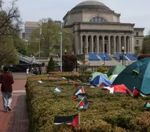 في جامعة بيتسبرغ ..طلاب يطالبون بسحب الاستثمارات من شركات أسلحة إسرائيلية