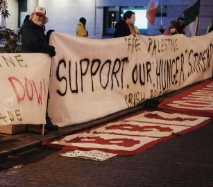 بي بي سي" ترضخ للضغط الشعبي وتبث أخبار "فيلتون 24"