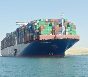 تحمل علم البرتغال.. تحرّك قانوني أوروبي لوقف سفينة أسلحة متجهة إلى الاحتلال