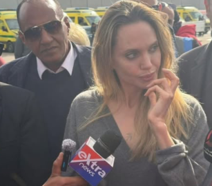 أنجلينا جولي تزور معبر رفح دعمًا للفلسطينيين