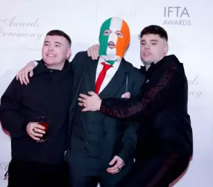 وسط دعم عالمي ..استئناف بريطاني مرتقب ضد عضو فرقة "نيكاب"