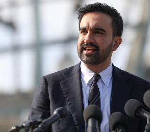 عمدة نيويورك يدافع عن الناشط الفلسطيني الامريكي محمود خليل في وجه ضغوط ادارة ترامب