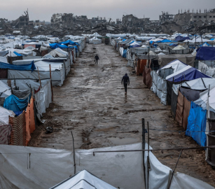 عريضة دولية تطالب بإدخال مساكن متنقلة إلى قطاع غزة