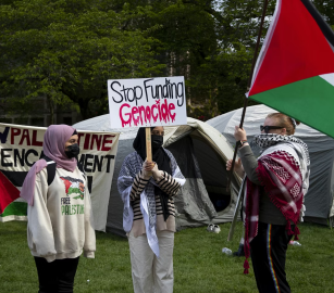 إسقاط التهم الجنائية عن طلاب تظاهروا بجامعة واشنطن دعمًا لفلسطين