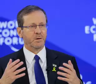 محامون أستراليون وفلسطينيون يطالبون بالتحقيق مع رئيس كيان الاحتلال