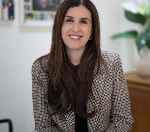 إلغاء مهرجان "أديلايد" بعد استبعاد الكاتبة الفلسطينية راندا عبد الفتاح