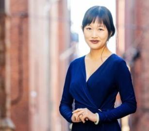 كاتب عالمي ينسحب من مهرجان طيران الإمارات للآداب 2026...احتجاج بإعادة كتب بآلاف الدولارات لمكتبة "إنديغو"