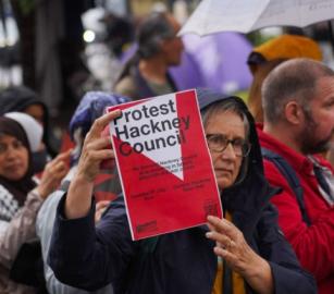 حملة ضغط ببريطانيا تطالب المجالس المحلية بسحب استثماراتها من الاحتلال